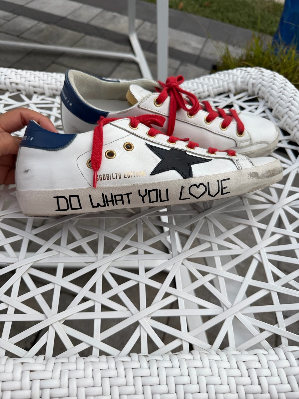 Golden Goose White women’s Sneakers with Red Laces and Navy Heelttga